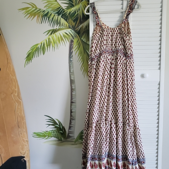 Maxi  dress - Picture 2 of 3